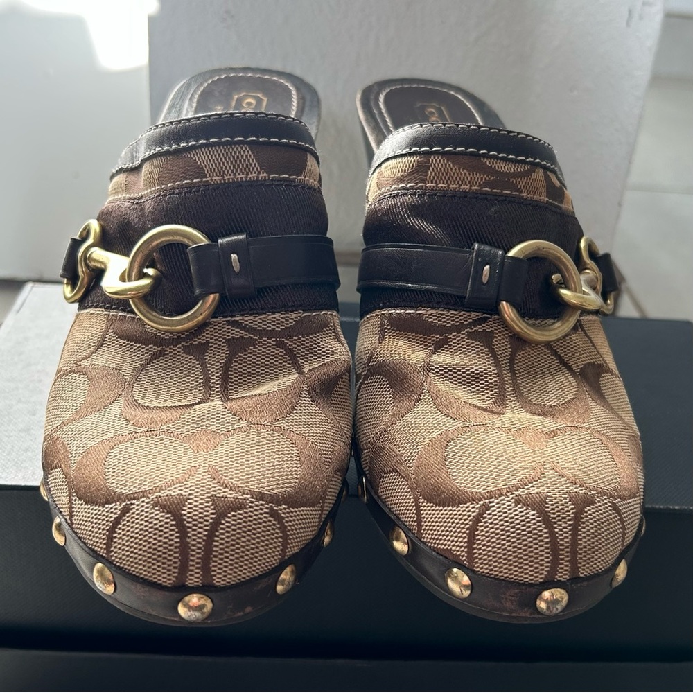 Coach clogs Size 7.5 - Picture 2 of 13